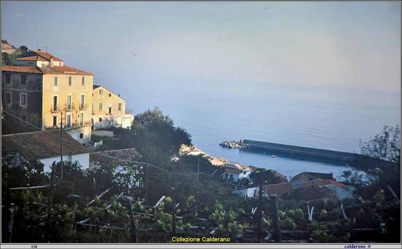 Il molo del Porto nel 1982.jpg