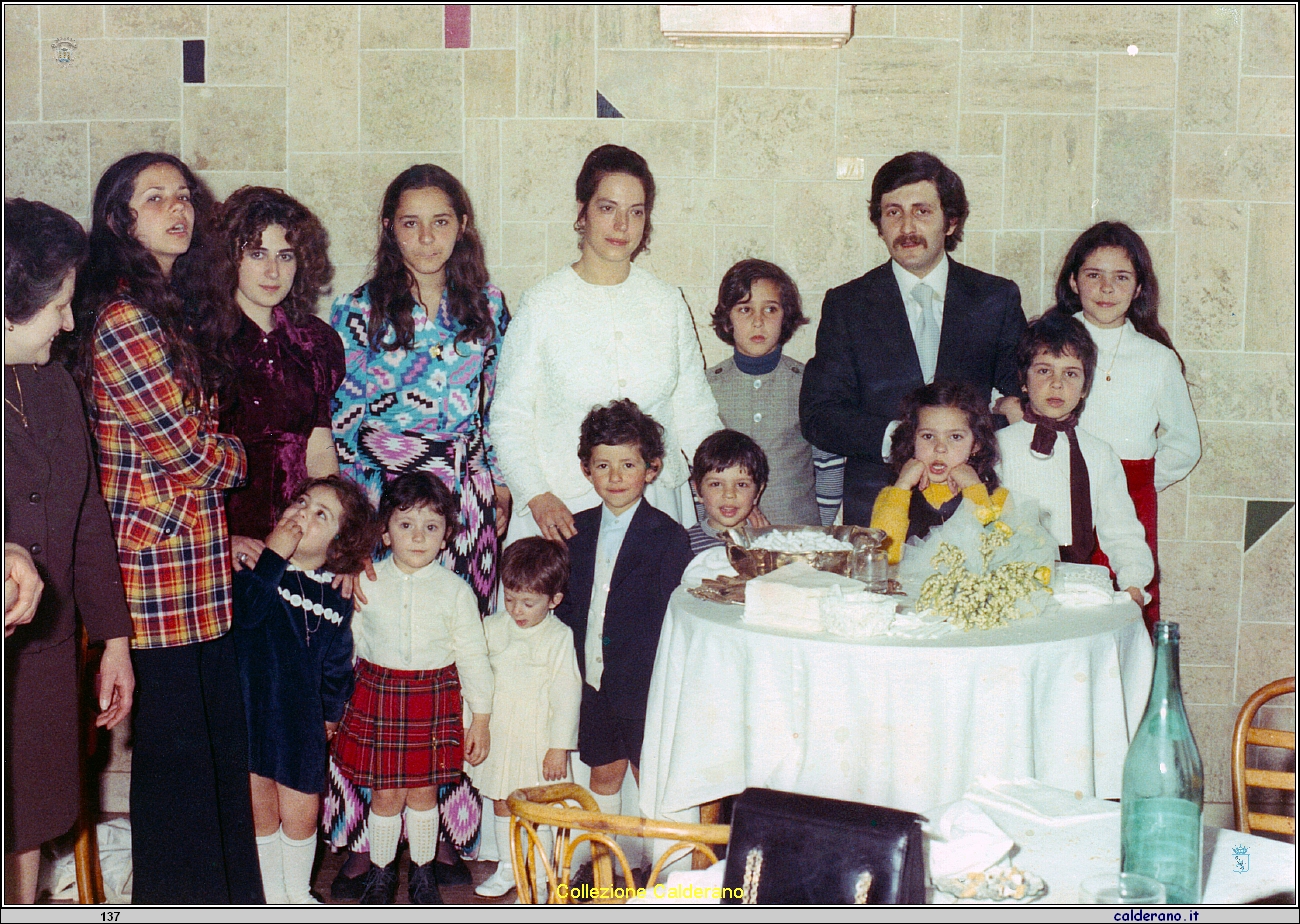 Liliana e Mario con i nipoti.jpeg