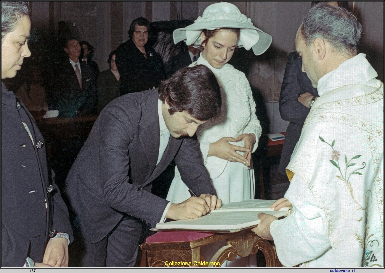 Nozze di Mario e Liliana - La firma 9-4-1972.jpeg