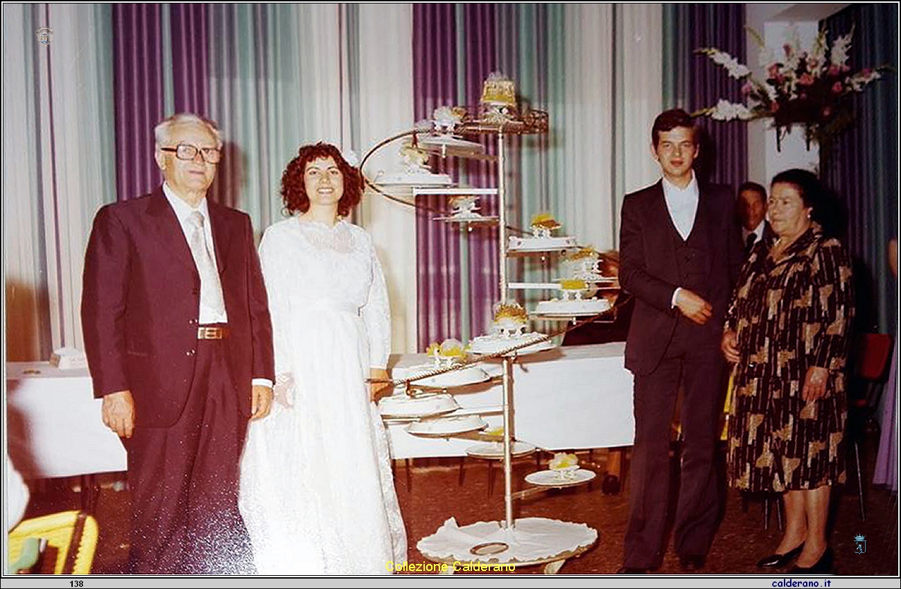 Adriana Nocito e Francesco Zito e con i genitori 1978.JPG