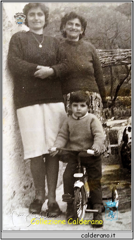 Adelina Rizzo Schettino e il figlio Pasquale Limongi.jpg
