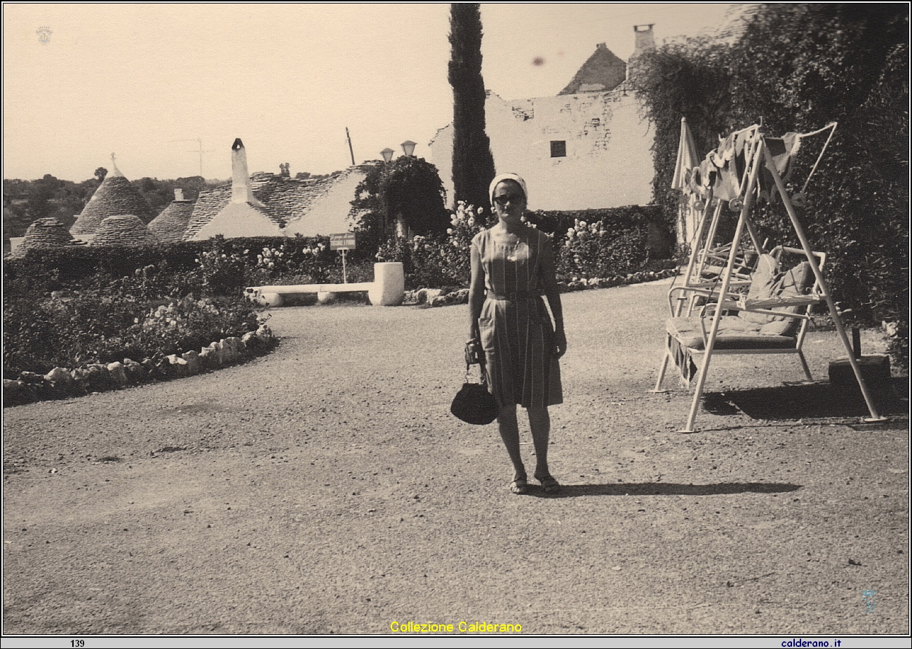Teresa Maimone ad Alberobello.jpg