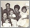 Peppino Liberatore con la moglie e i figli.JPG