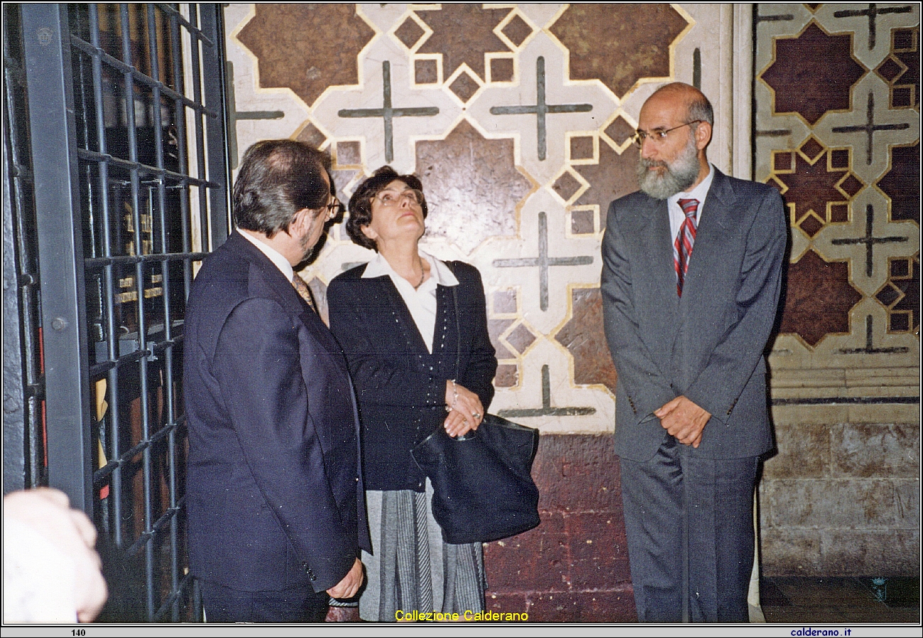 Assisi - Francesco Sisinni alla consegna della Tunica di San Francesco restaurata 2.jpeg