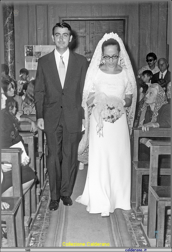 Matrimonio di Eugenio e Maria Emilia - arrivo in Chiesa.jpg