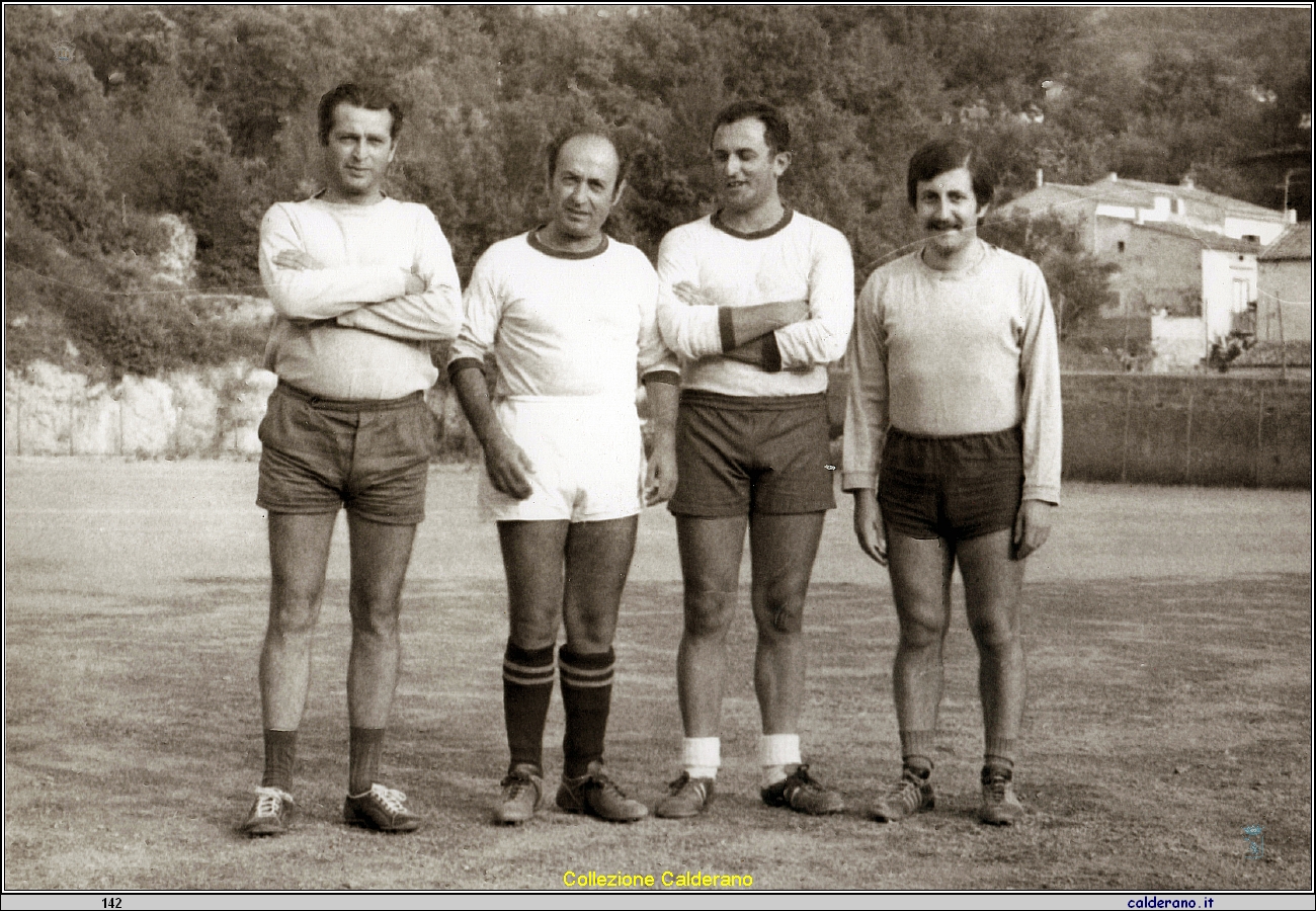 Calcio Maratea con Peppino Limongi, Biagio Sciascino Vitolo, Pasqualino Stoppelli e Mario Di Trani.jpeg