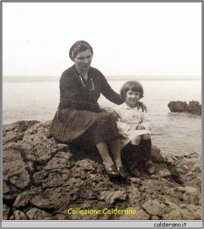 Anna con la Mamma.jpg