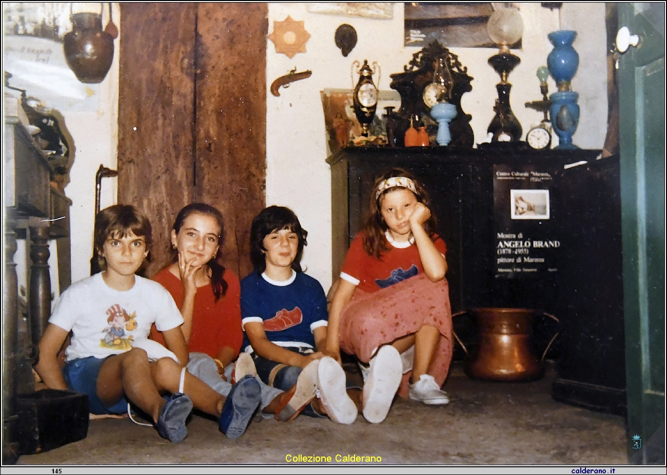 Ragazzini nel museo di Biagio D'Attoli.jpg