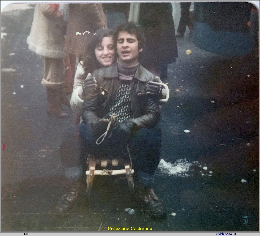 Carmelina Avigliano sulla slitta.jpg