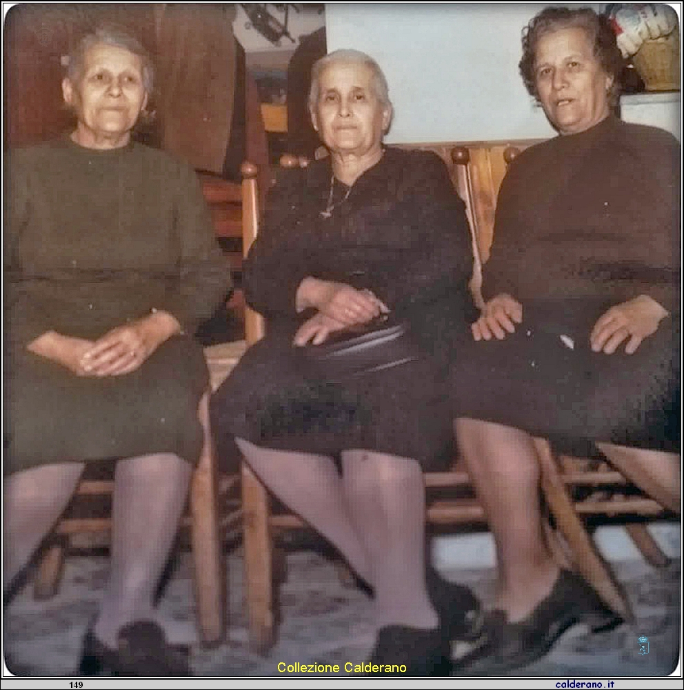 Clarina Romano, Lenuccia Iannini e Tanella Romano.JPG