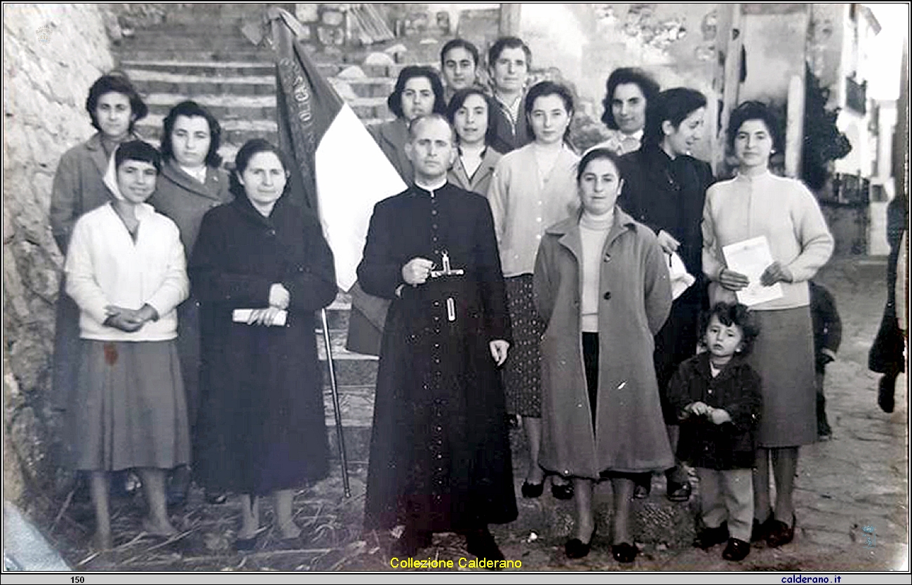 Le donne dell'Azione Cattolica del Porto.jpg