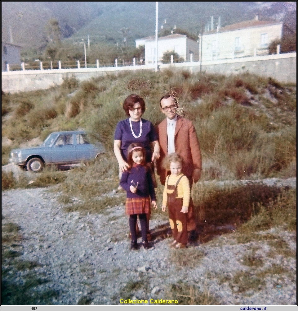 Fernanda Liberatore, Massimino, Gabriella e il biondo Rino Vernucci.JPG