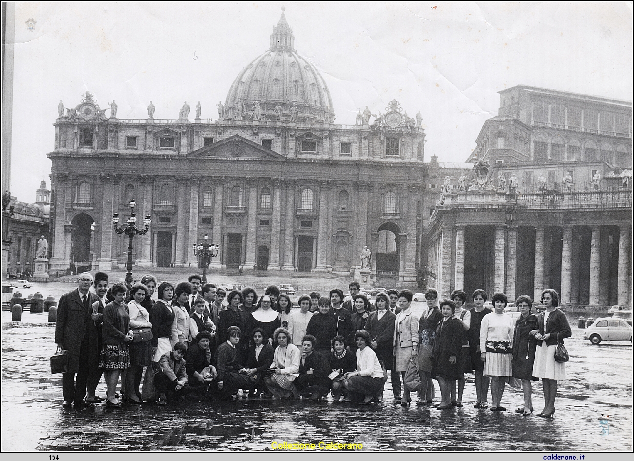 Alunni dell'Istituto Magistrale a Roma 1.jpeg