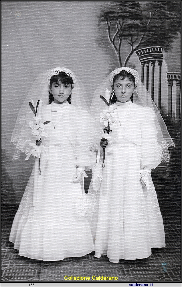Prima Comunione di Gina e Maria 19 maggio 1957.jpeg