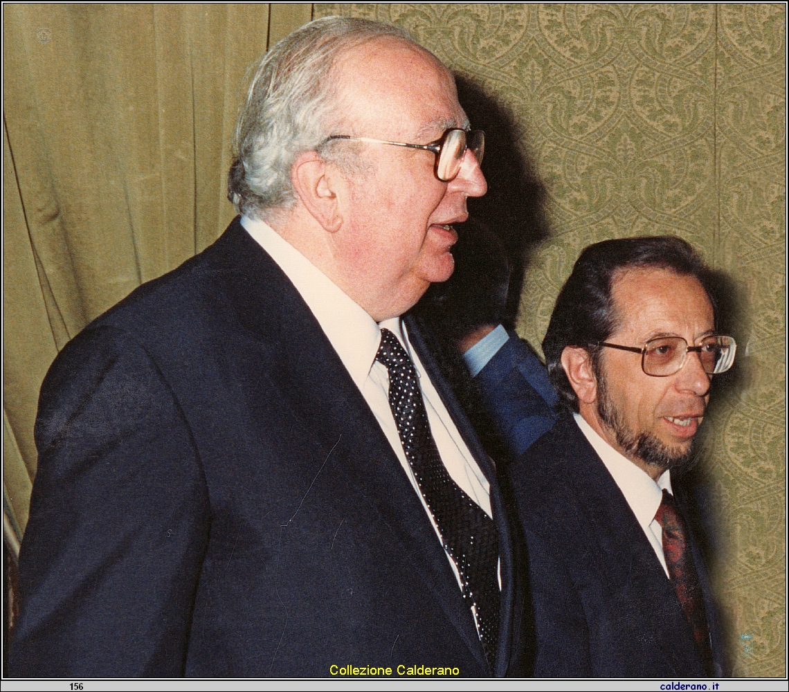 Francesco Sisinni con Giovanni Spadolini .jpg