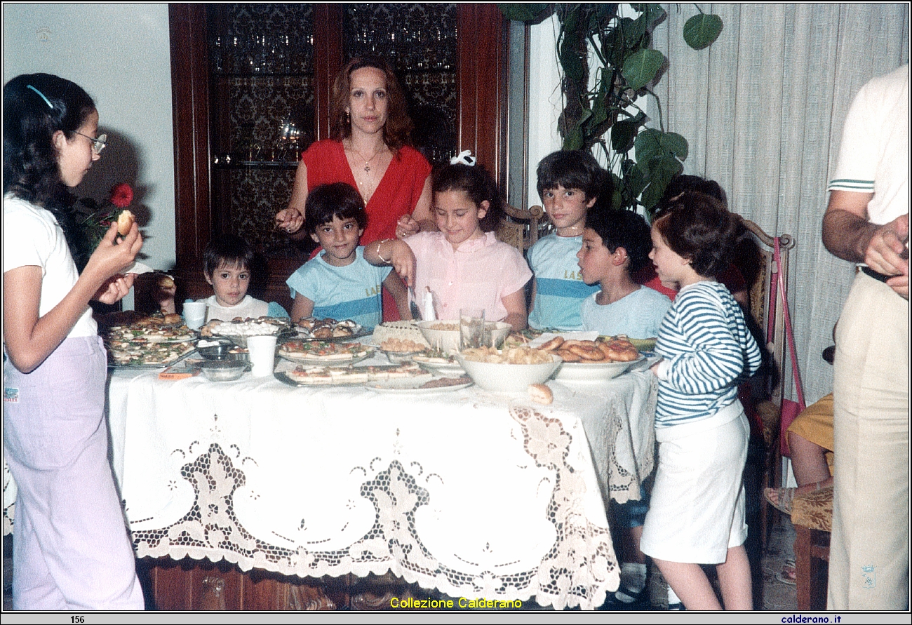 Isabella De Rosa al Taglio della torta.jpeg
