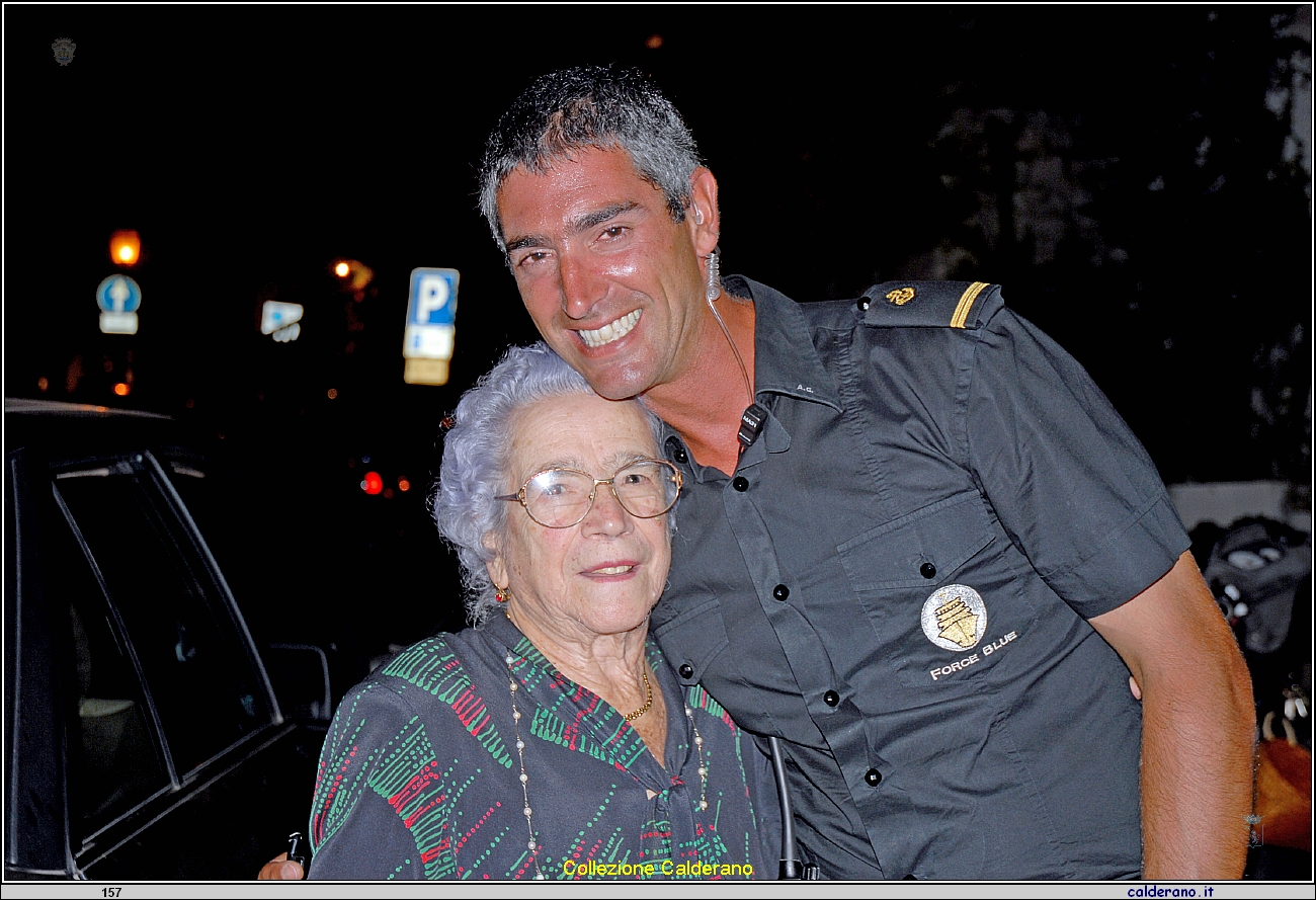 Alessandro con Nonna Pina 124.jpg