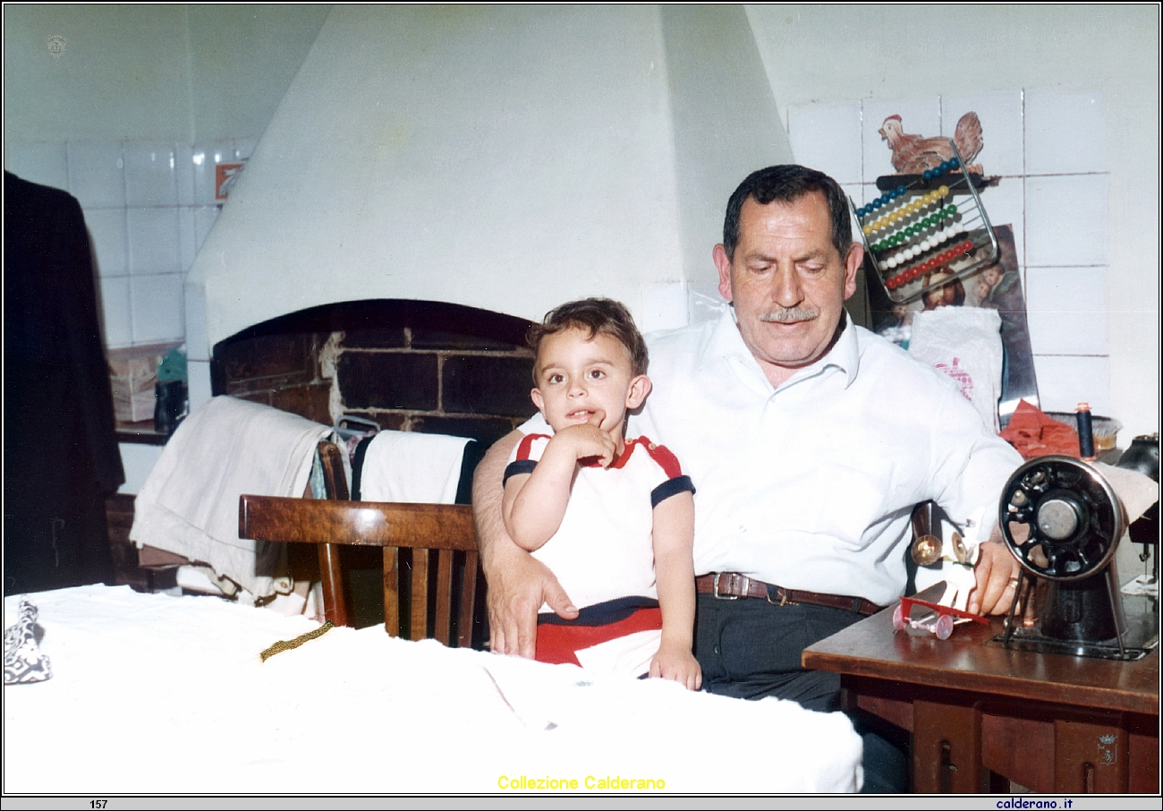 Gianluca De Rosa e Nonno Pippo 1973.jpeg