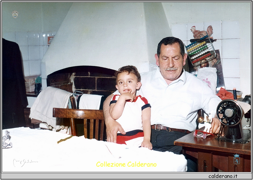 Gianluca De Rosa e il Nonno 1973.jpeg