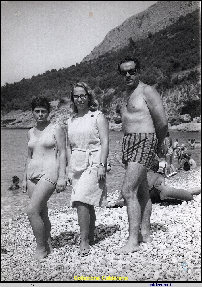 Marilena, Maria Emilia e Luigino Liberatore - Agosto 1964.jpeg