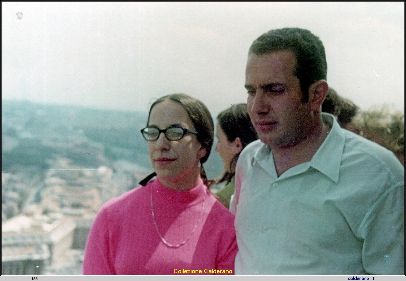 Con Maria Emilia sulla cupola di San Pietro 1968.jpeg