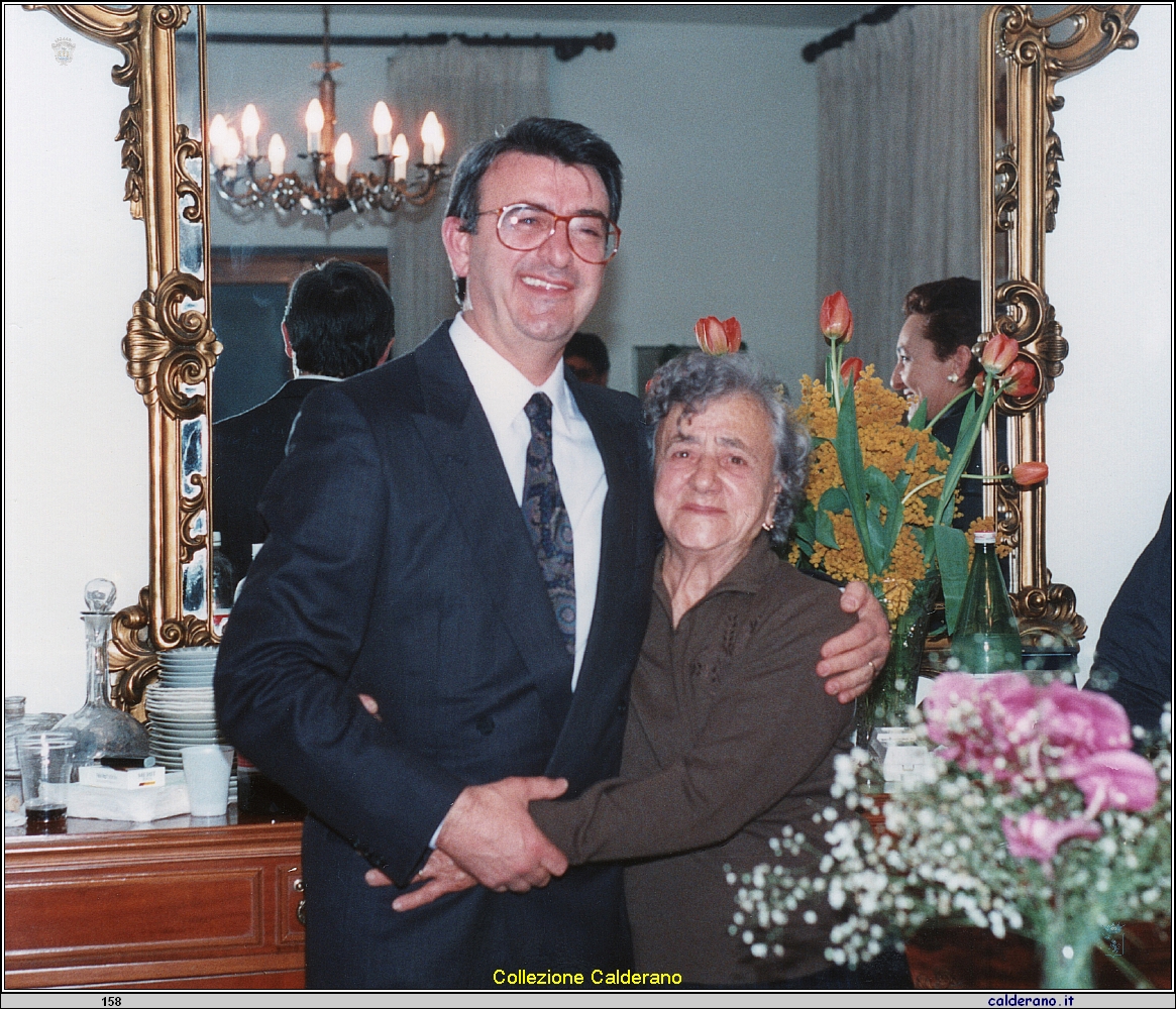 Eugenio De Rosa e la Mamma Assunta Mazzilli.jpeg