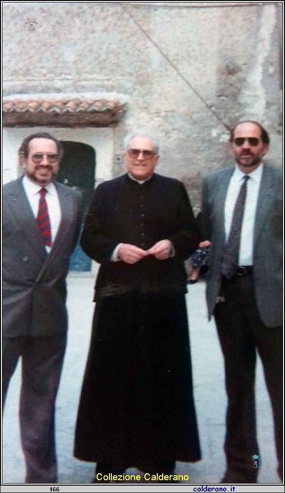 Insieme con Padre Cerracchio e Jose' Cernicchiaro.jpg