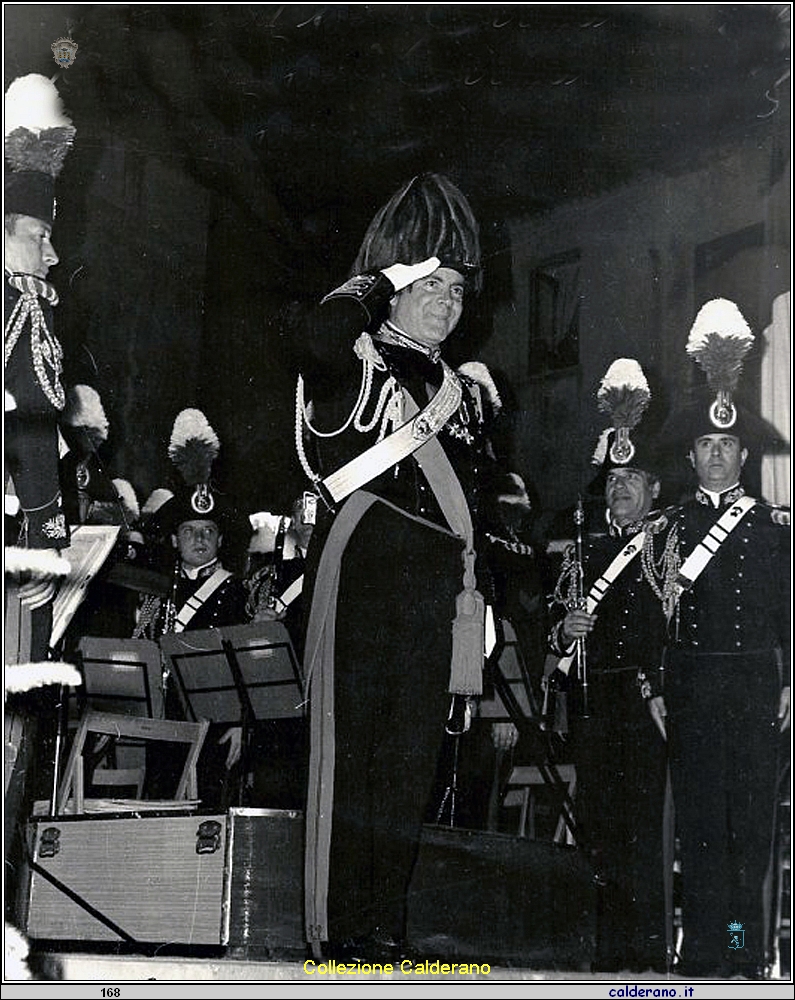 Il Maestro Vincenzo Borgia della Banda Musicale dell'Arma dei Carabinieri 1982.jpg