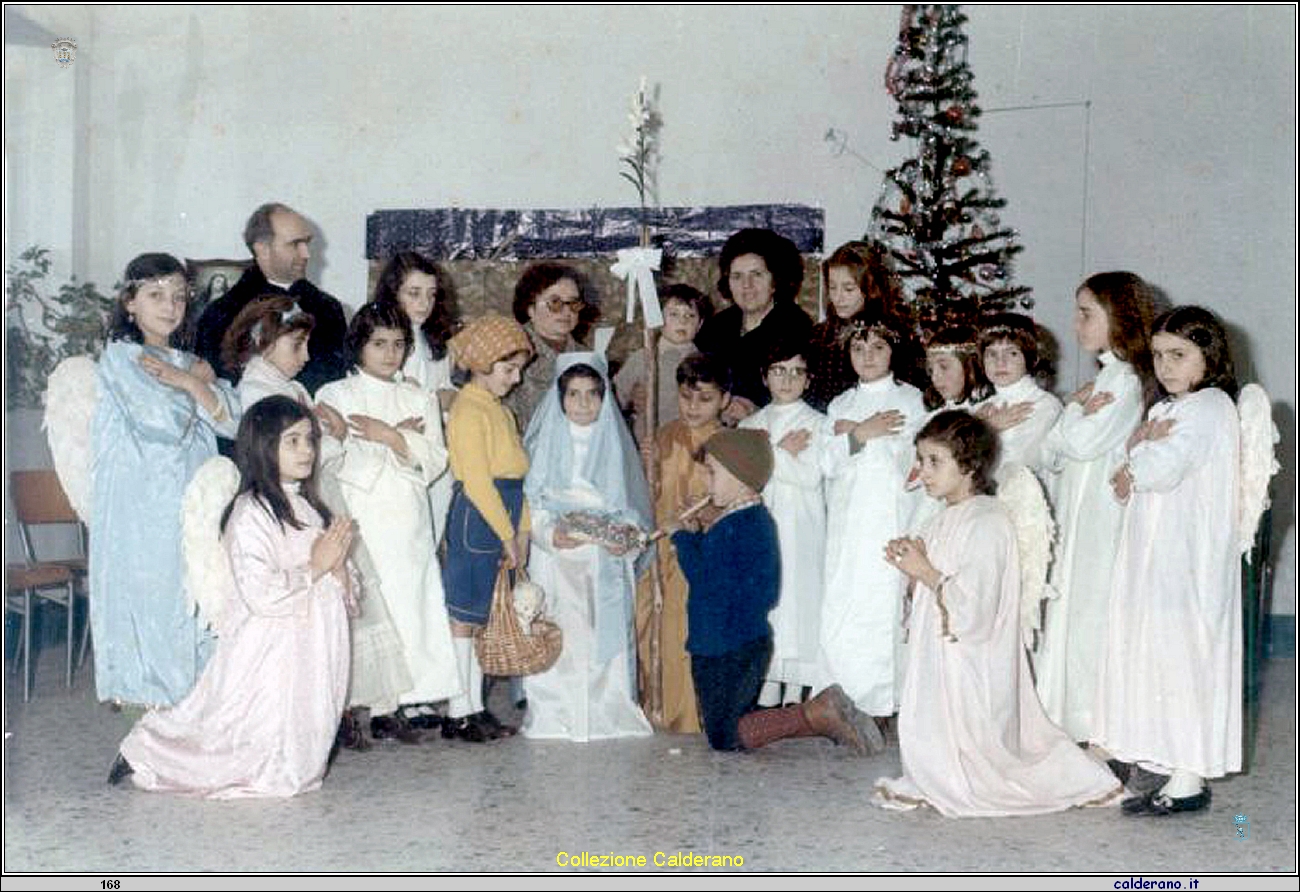 Rappresentazione della Natiovita' con la Maestra Titina D'Attoli.jpg