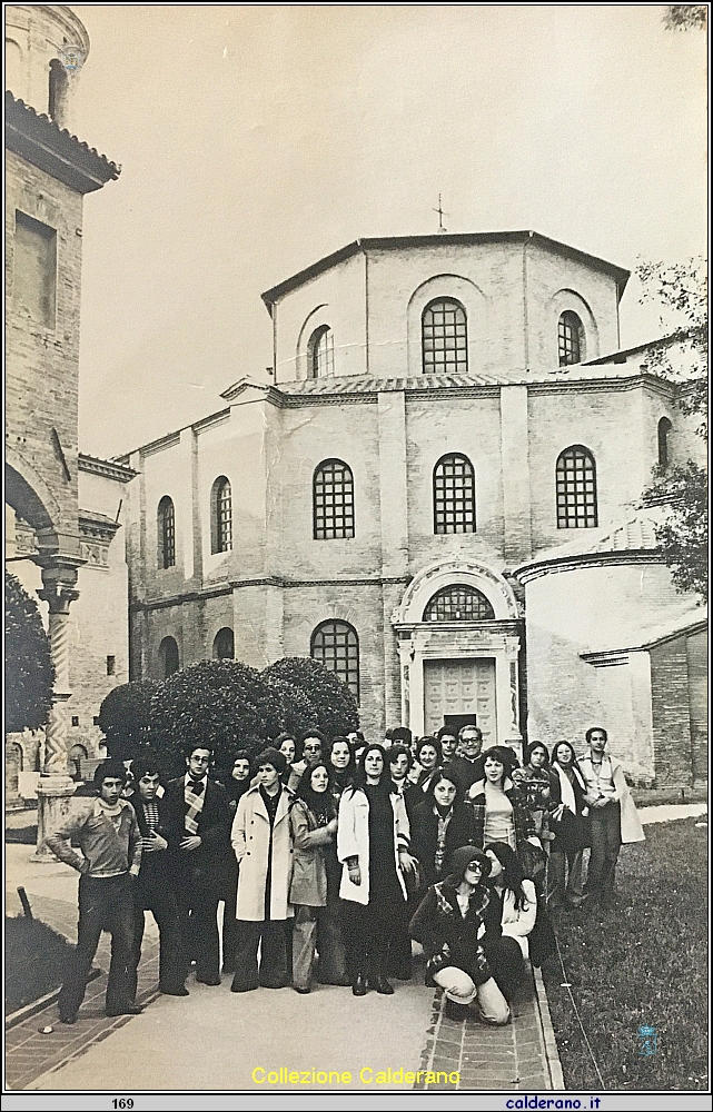 Liceo Scientifico in gita con Padre Cerracchio.jpg