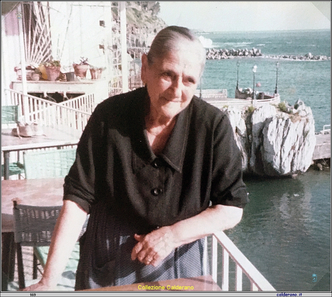 Luigina Pesce,Nonna Gina, al Porto.jpg