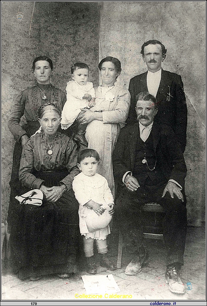Famiglia Schettino - Alagio - 1924.jpeg