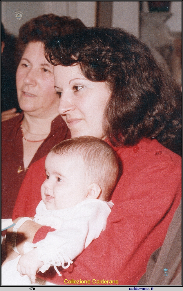 Nonna Maria Avigliano, Madre Rosa Di Trani e Figlia Marianna Silva.jpeg