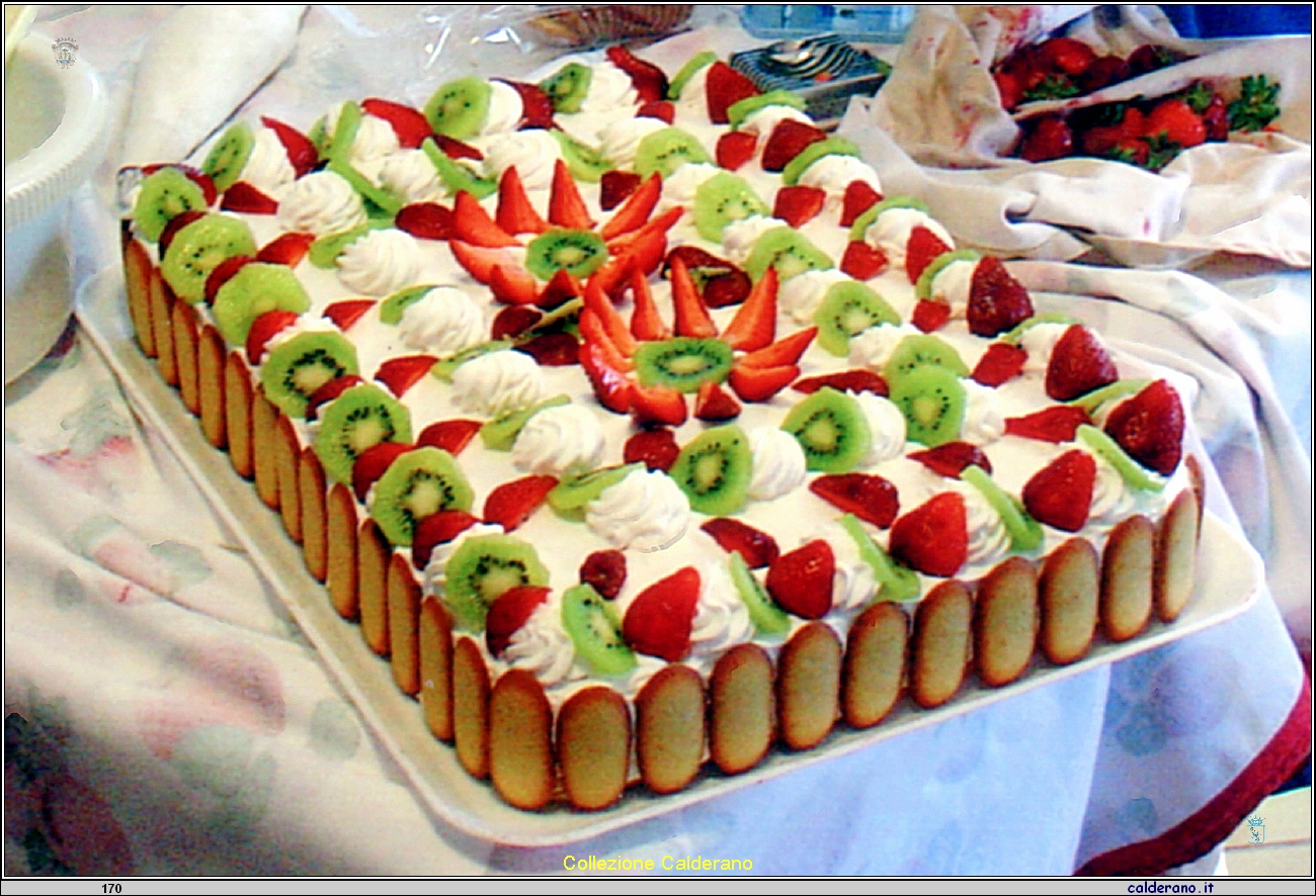 Una delle tante torte fatte da Maria per i nipoti.jpg