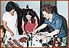Preparativi per la festa con Rosa Di Trani e Maria Avigliano 1972.jpeg