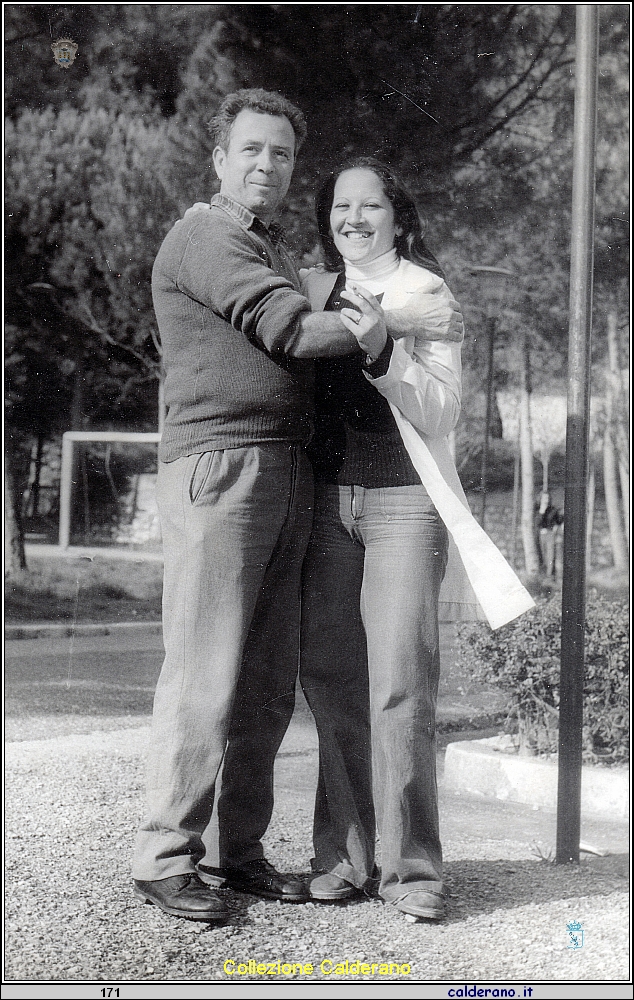 Domenico Bocchino e Rosa Di Trani alla Colonia di Fiumicello.jpeg
