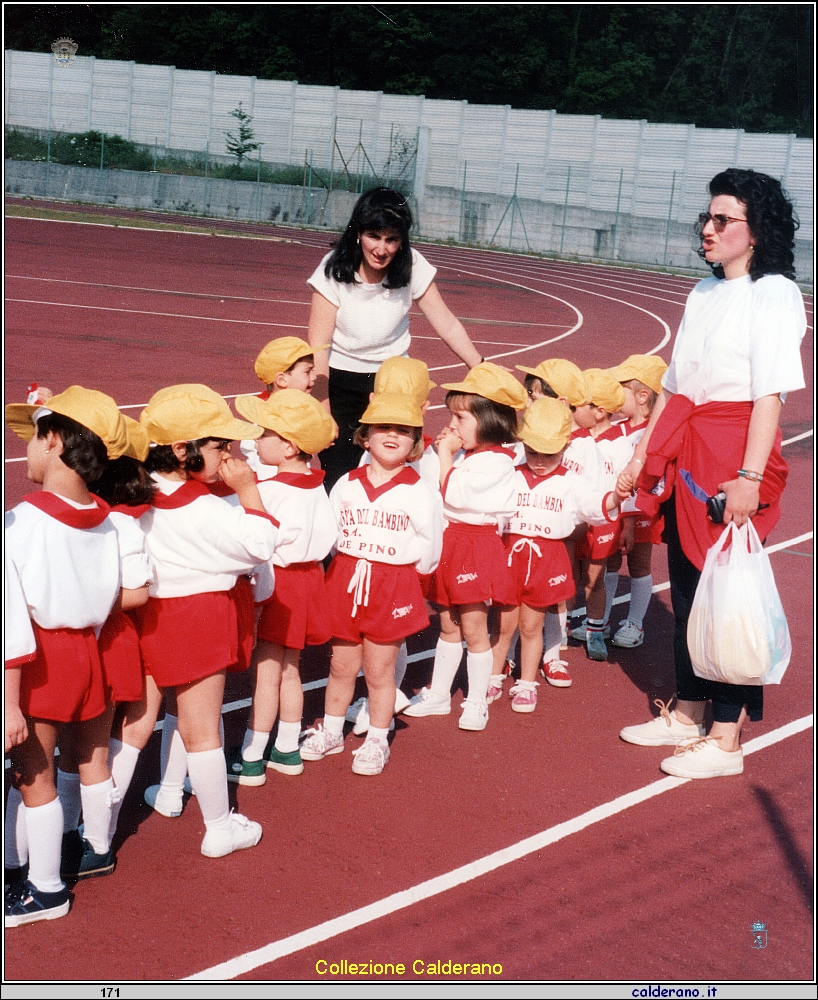 Piccoli atleti del De Pino al Campo Sportivo Europa.jpeg
