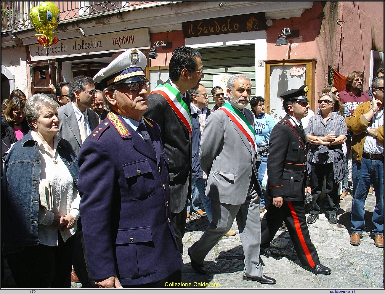 Processione di San Biagio Marcello Pittella e il Sindaco Franco Ambrosio - 2005.JPG