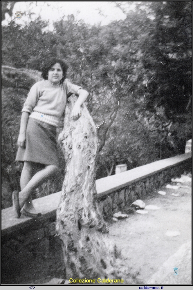 Rosa Di Trani in gita a Paola 1968 a.jpeg