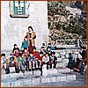 Rosa Di Trani con i ragazzi della Colonia al Porto - Maggio 1974.jpeg
