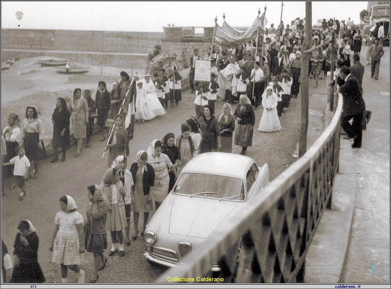 Processione del Corpus Domini al Porto.jpeg