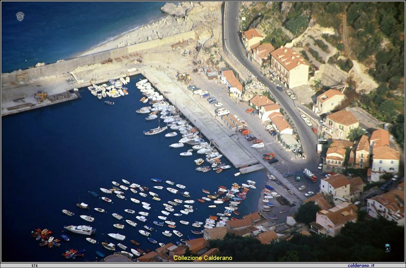 Il Porto senza pontili 1986.jpg