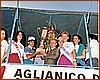 Biagio Vitolo premia il Vincitore del Terzo Giro Ciclistico di Basilicata 1984.jpeg