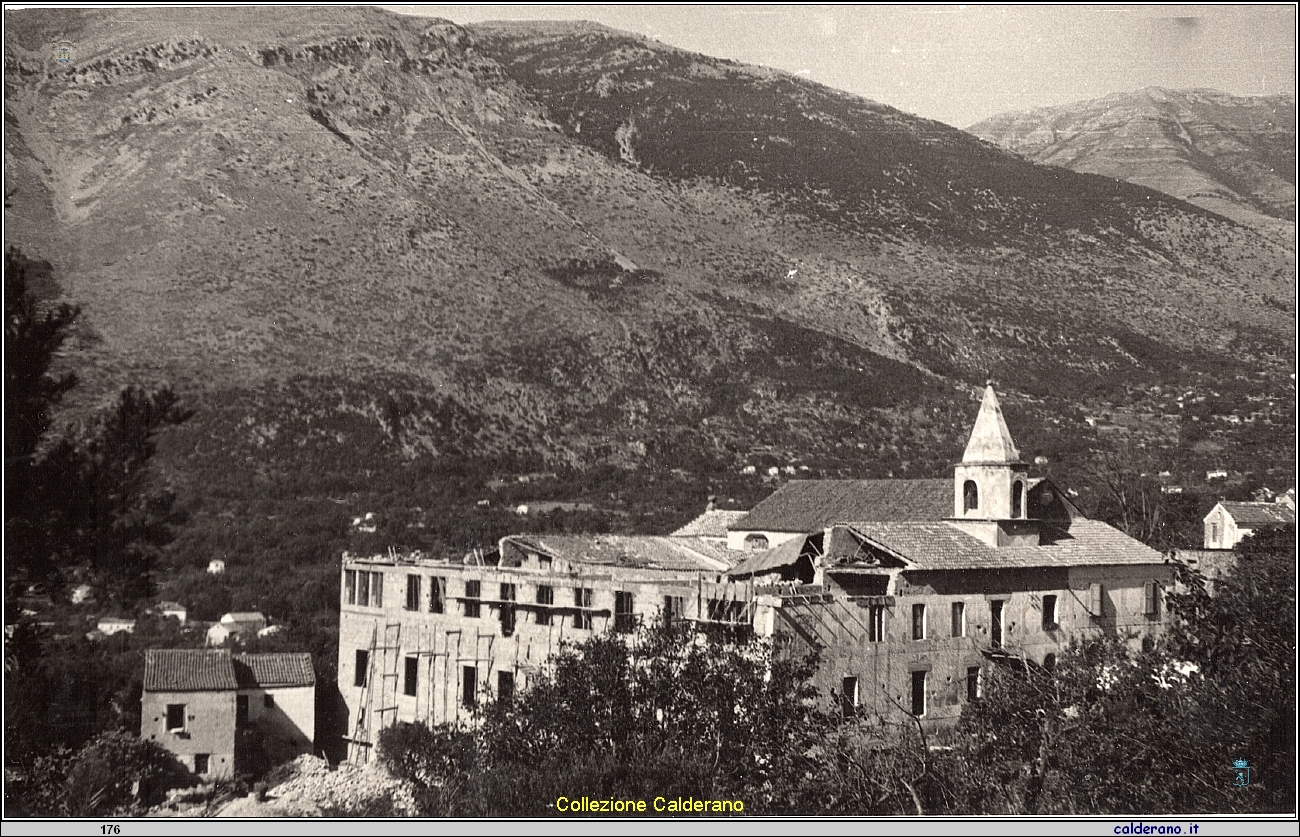 Costruzione per l'ampliamento dell'ospedale Vittorio Emanuele III.jpeg
