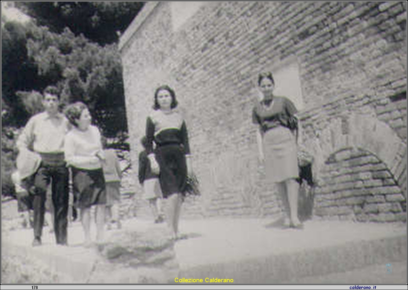 Michele D'Alascio, Graziosa Zipparro, Rosellina Montesano e Marisa Lista.jpg