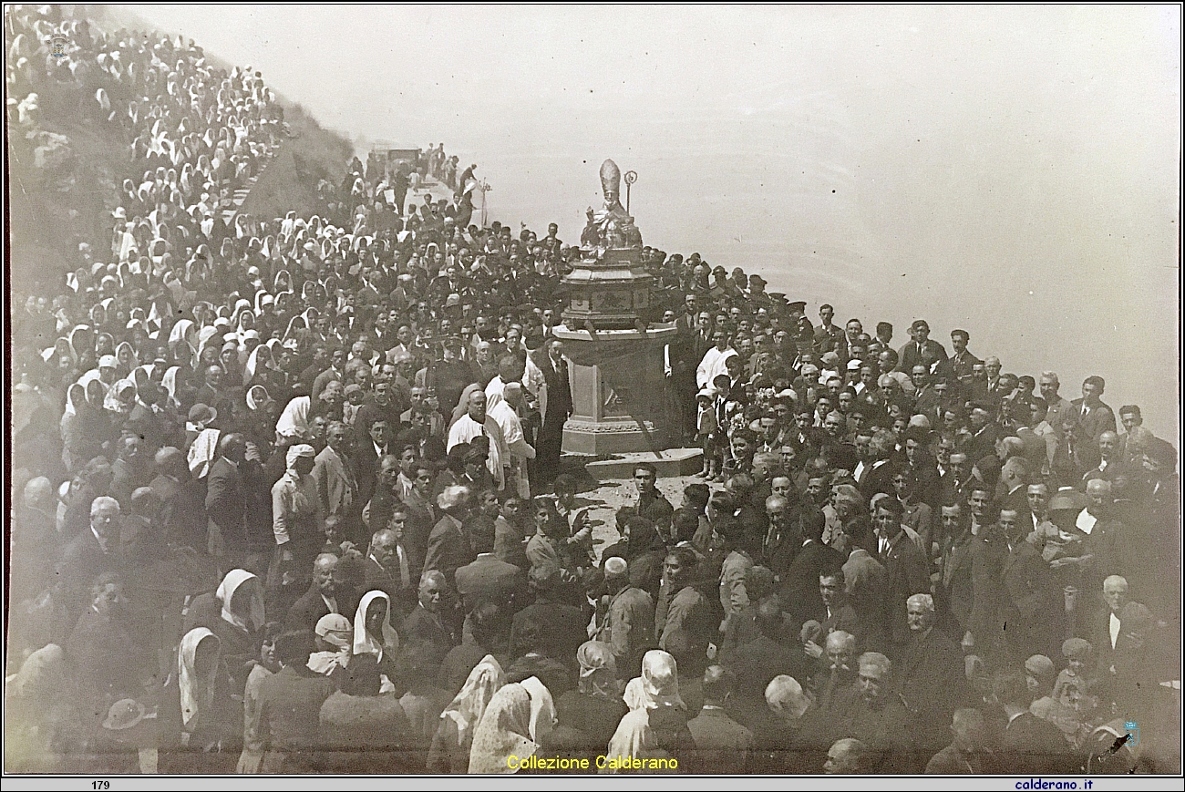 Festa di San Biagio - Giovedi' arrivo del Simulacro per la prima volta sul ceppo voluto da Biagio Vitolo 1932.jpg