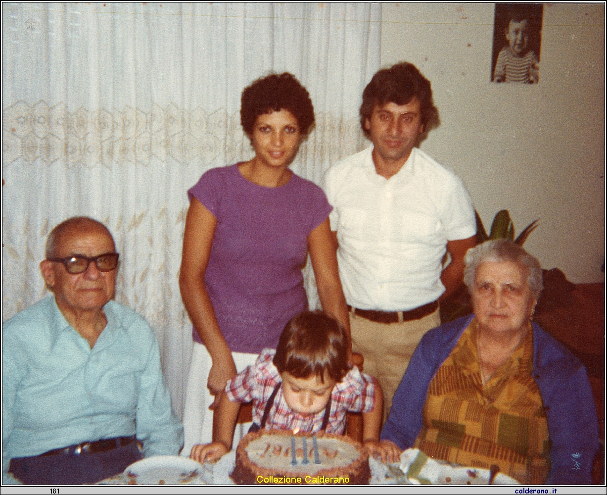 Montesano Vincenzo con la Moglie e Rosa Brando e Francesco Schettino settembre 1978.jpeg