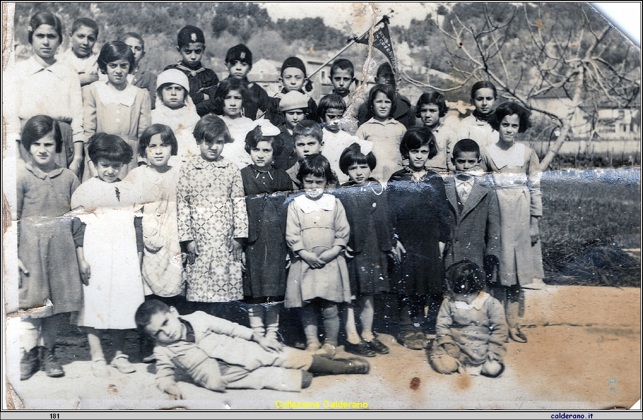 Scolari del ventennio.jpeg