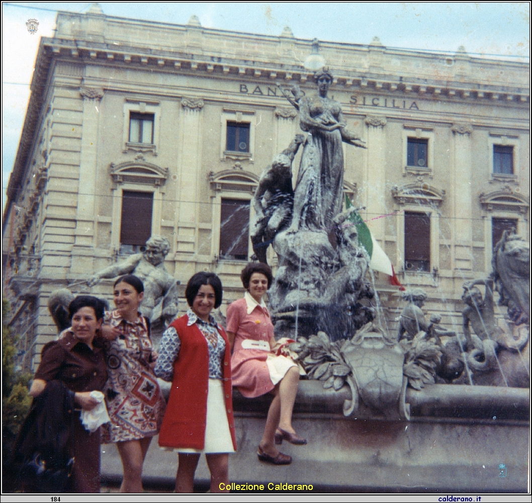 Assuntina Avigliano, Maria, Carmelina Mazzeo e Rosamaria Bosone 1970.jpeg