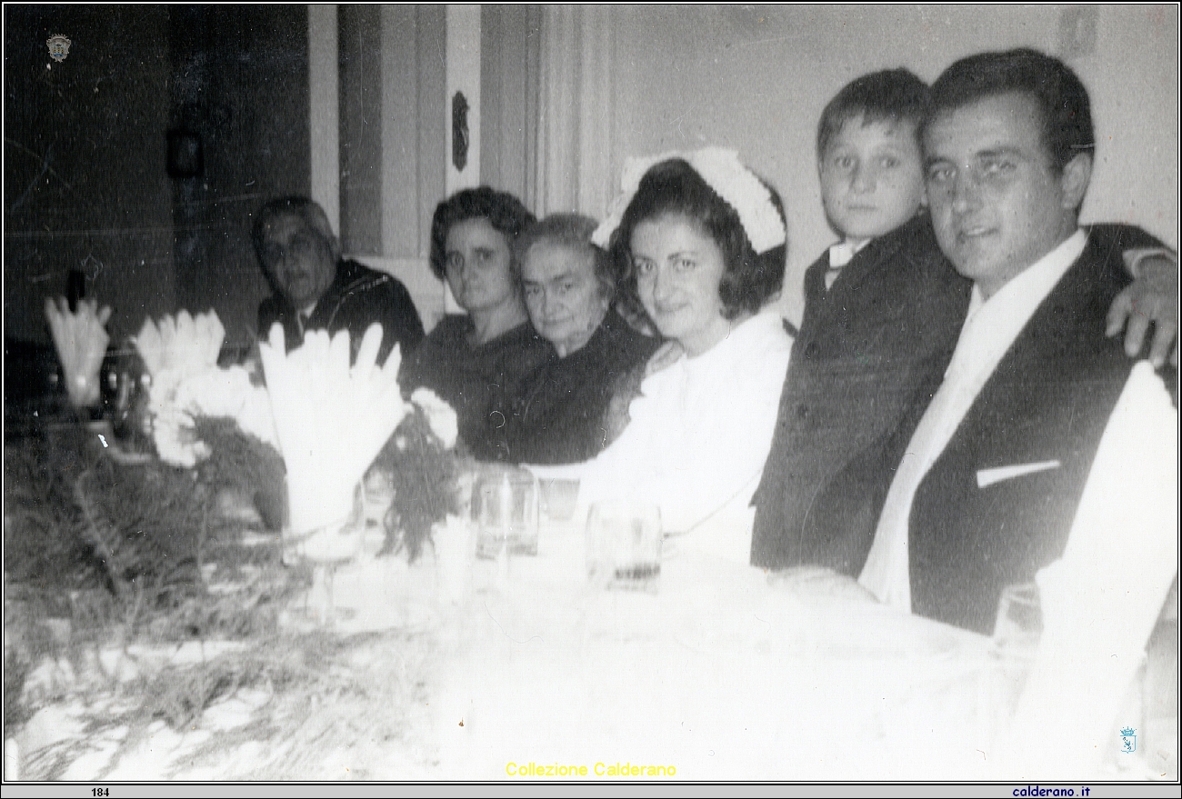 Gerardo e Ninetta Della Morte, Mariuccia e Silvana Mazzeo e Pinuccio Della Morte - Matrimonio.jpeg